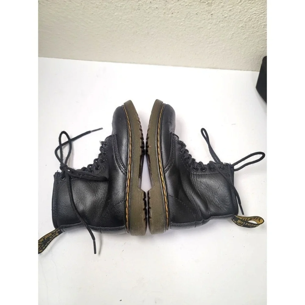 Dr. Martens AirWair Black Leather Kids 11 Ankle Boots Laces Chukky